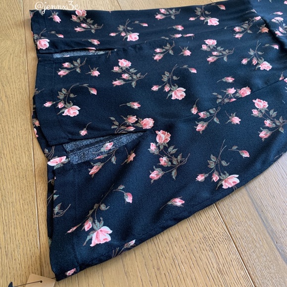 ❌[SOLD]❌Reformation Babe Dress || Romy - Picture 11 of 16